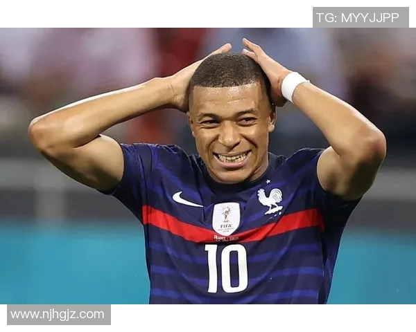 足球明星夜店狂欢夜尽显魅力与风采引发粉丝热议 足球明星夜店狂欢夜尽显魅力与风采引发粉丝热议