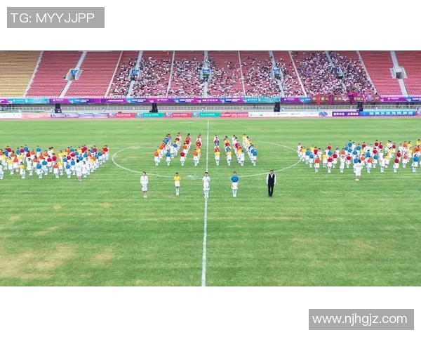 足球明星的魅力与激情如何在绿茵场上绽放出无尽的美好与梦想