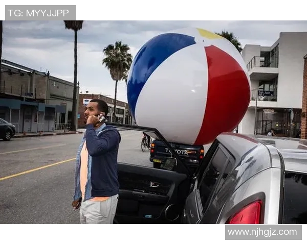 揭秘那些让人匪夷所思的足球明星背后的奇特故事与怪异行为