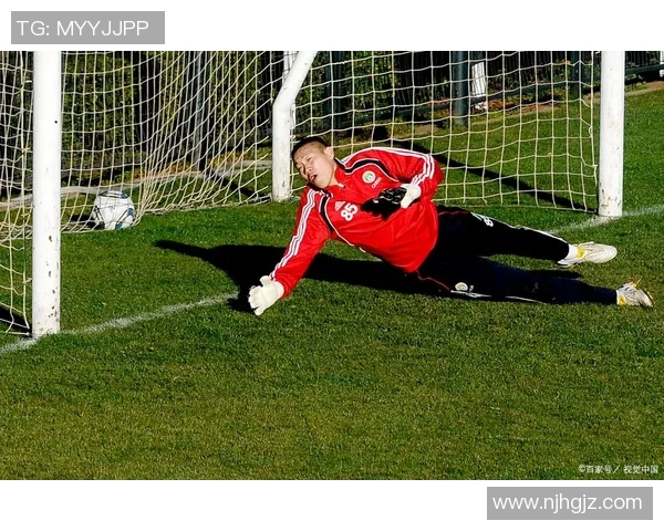 足球明星暗语全解析揭秘球场背后的秘密与趣事分享 足球明星暗语全解析揭秘球场背后的秘密与趣事分享