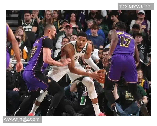 湖人对决雄鹿精彩全场集锦回顾，感受篮球盛宴的激情与魅力